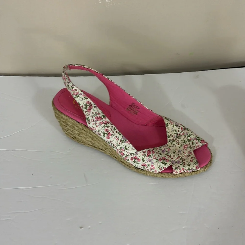 Chaps Pink Floral  Fabric Corala Peep Toe Espadrille Wedge Sandals Size 9B
